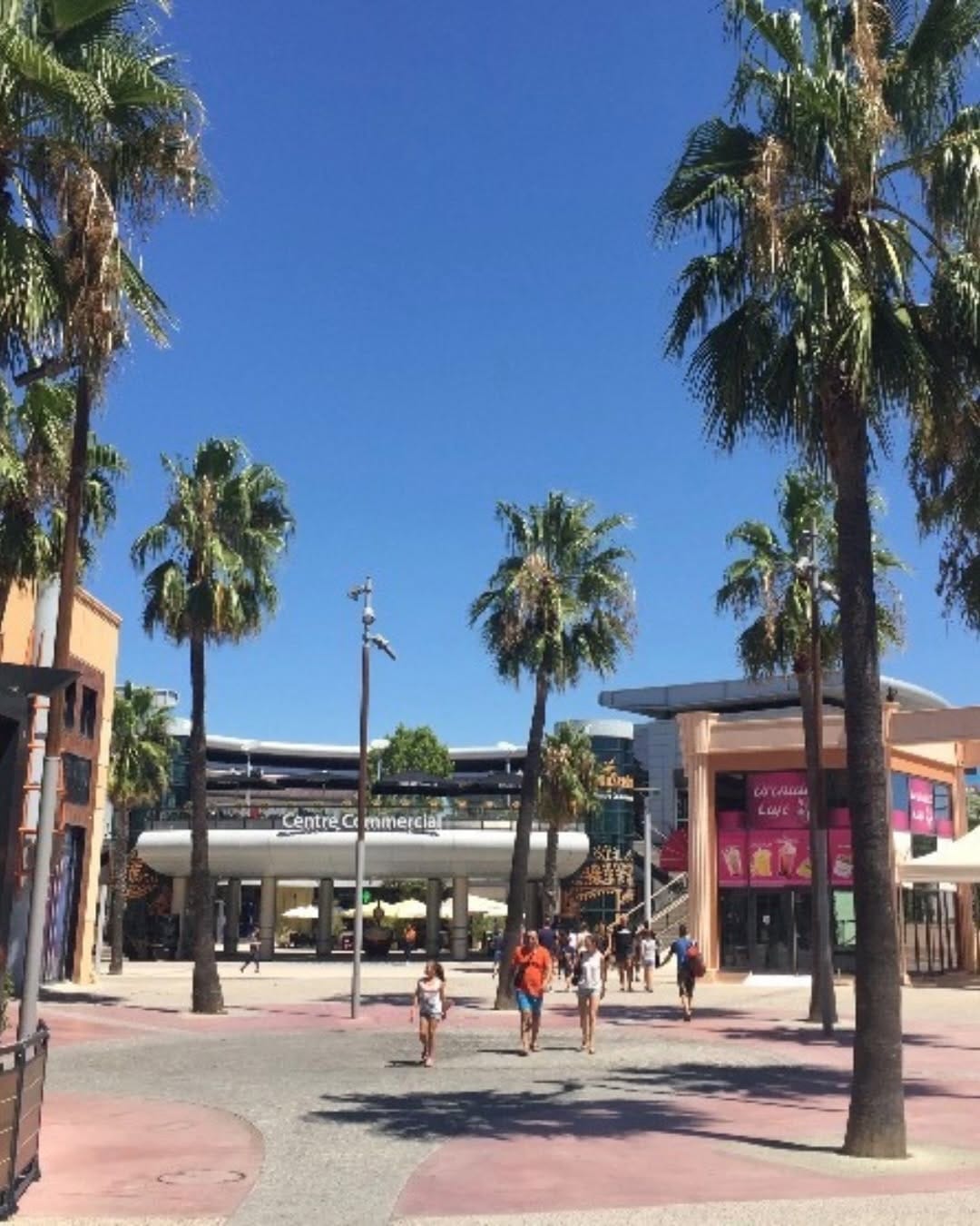 Post 2 by Centre Commercial Odysseum on Instagram (carousel)