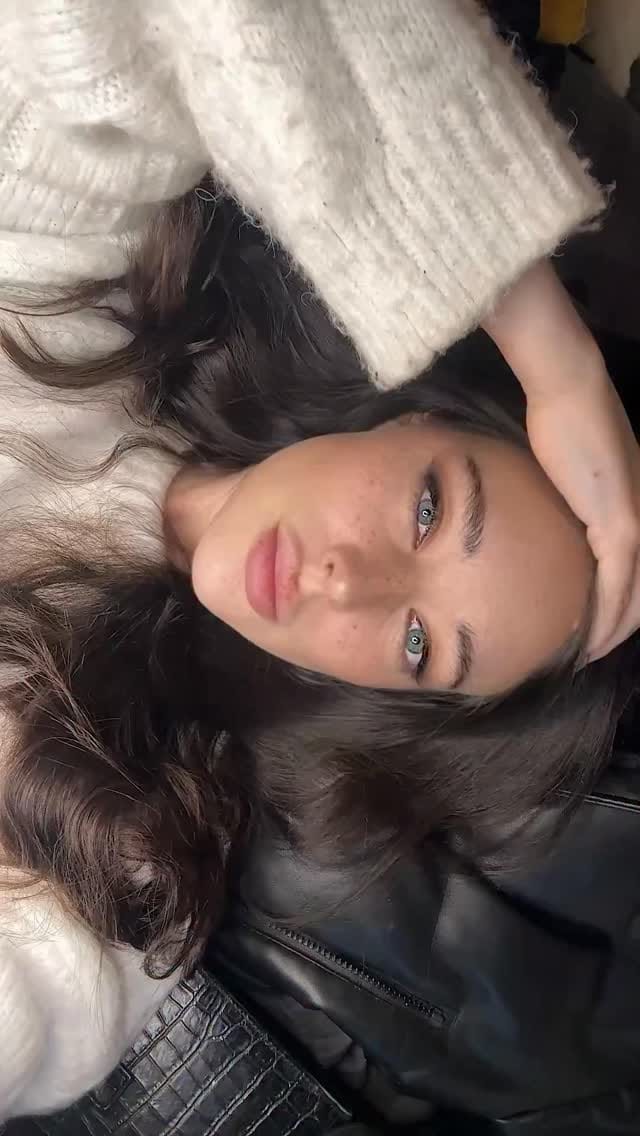 Post 2 by 🇫🇷 StacyEtienne on Instagram (video)