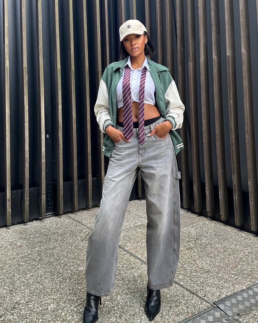 Post 6 by GBANE MANDJALIA on Instagram (image)