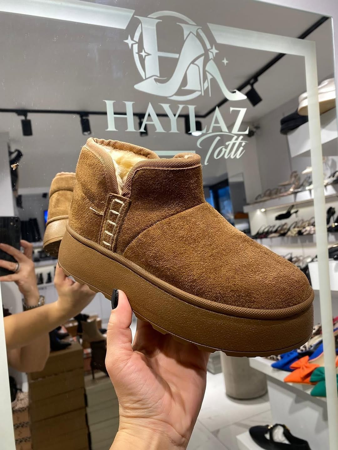 Post 9 by Haylaz Totti Ayakkabı on Instagram (carousel)