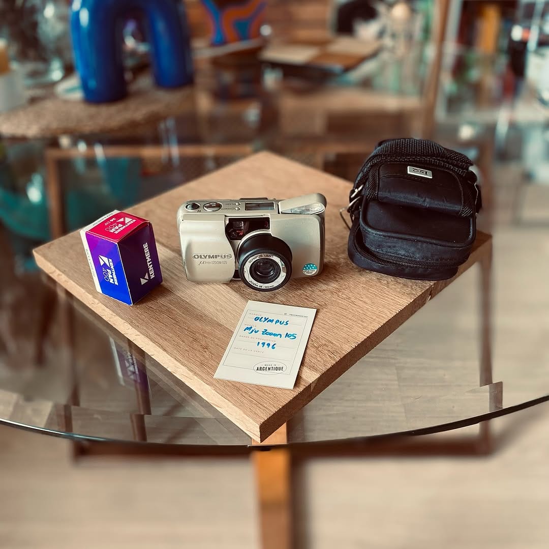 Post 5 by Made In Argentique on Instagram (carousel)