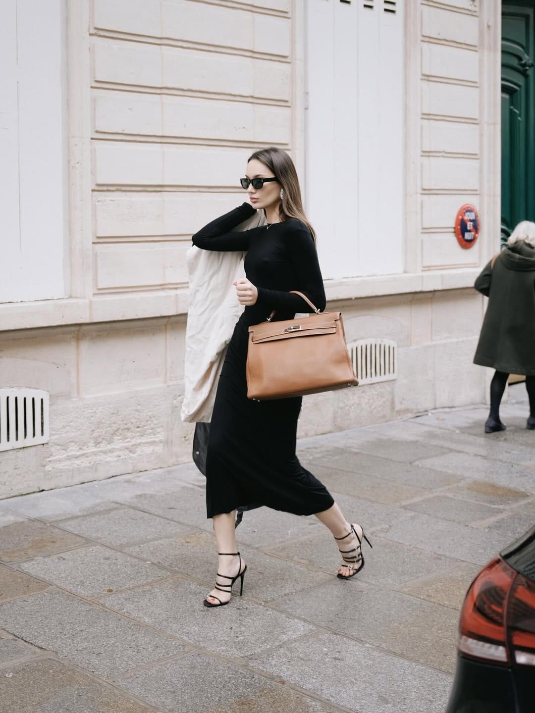 Post 4 by STAMP Paris on Instagram (carousel)