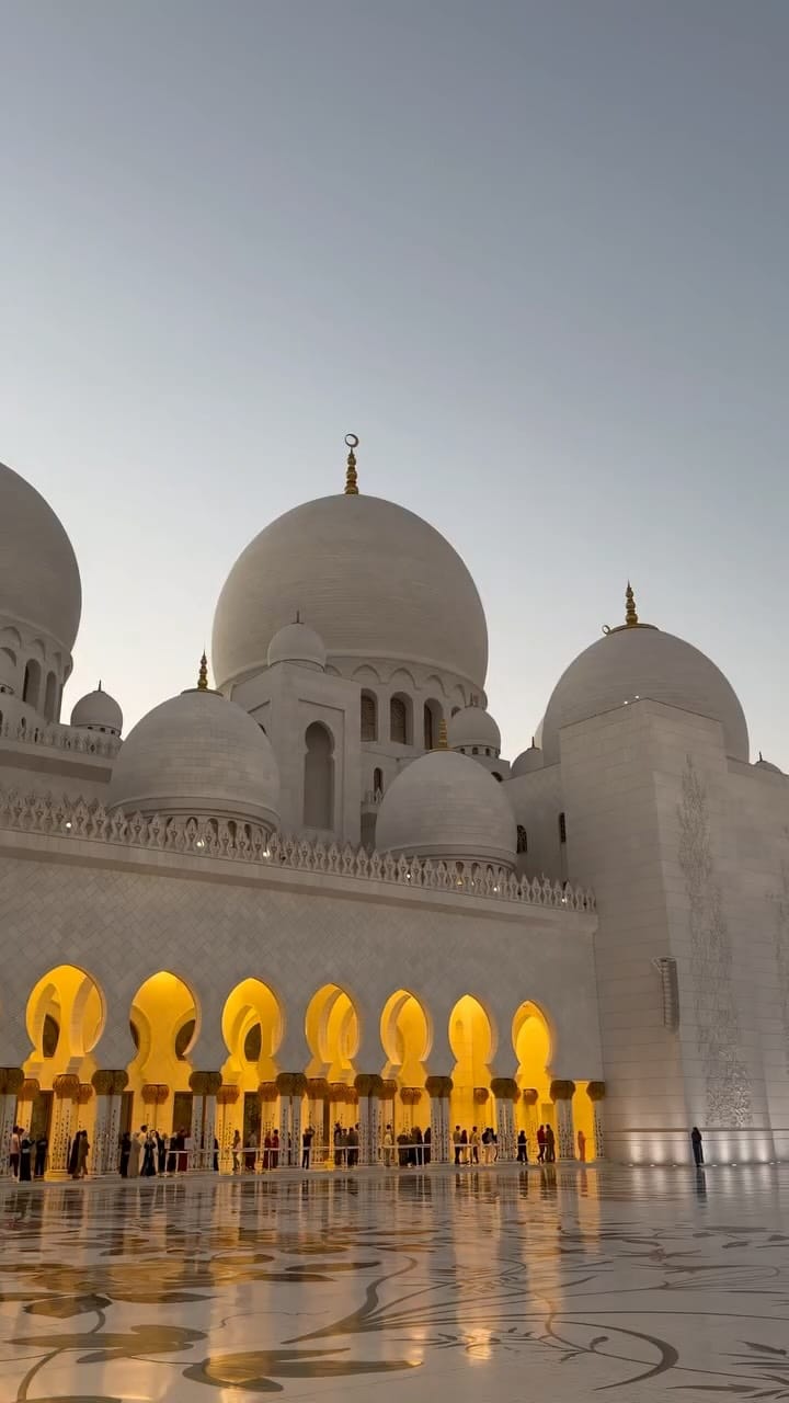 Post 1 by Aude Freis on Instagram (video)