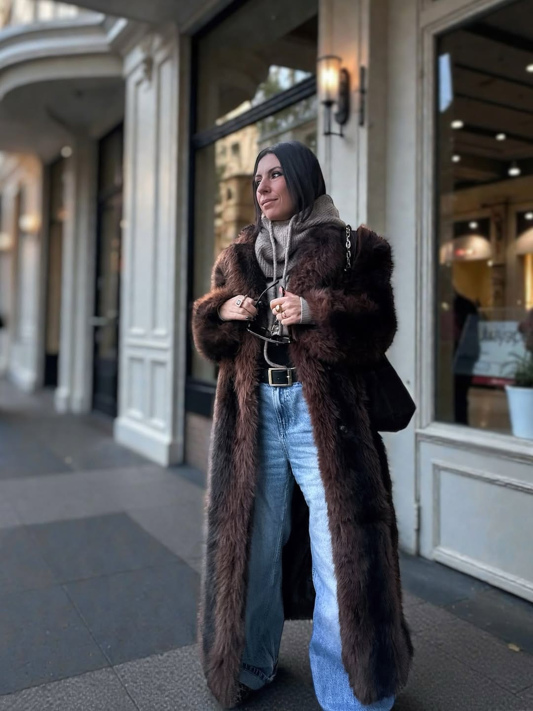 Post 4 by Laetitia R. on Instagram (carousel)