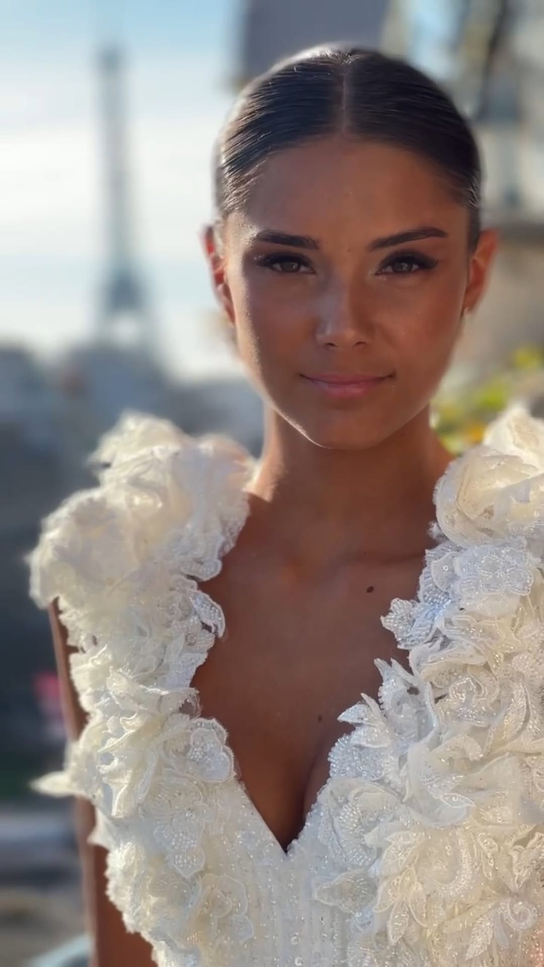 Post 9 by Hayari Paris on Instagram (video)