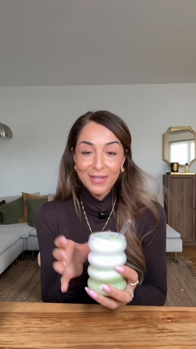 Post 7 by Yousra on Instagram (video)