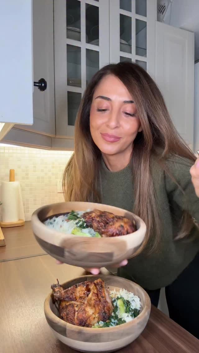 Post 10 by Yousra on Instagram (video)