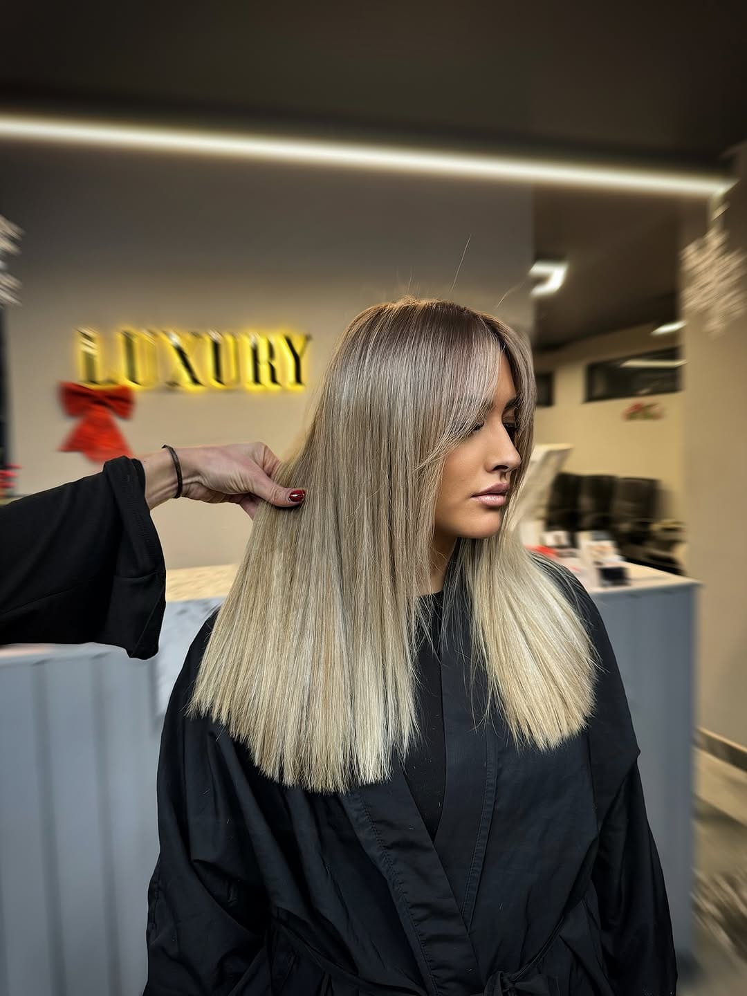 Post 2 by Luxury Hair | Fadime 🎓 on Instagram (carousel)