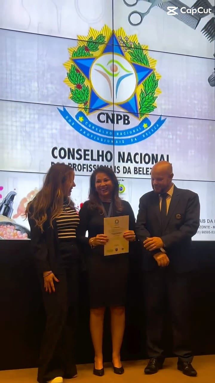 Post 5 by DRA.TÂNIA BAGGIO🇧🇷🇺🇸  MICROPIGMENTAÇÃO & DESIGN DE SOBRANCELHAS on Instagram (video)