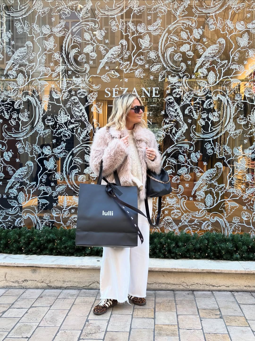 Post 4 by 𝗠𝗮𝗿𝗶𝗻𝗮🌞 on Instagram (carousel)