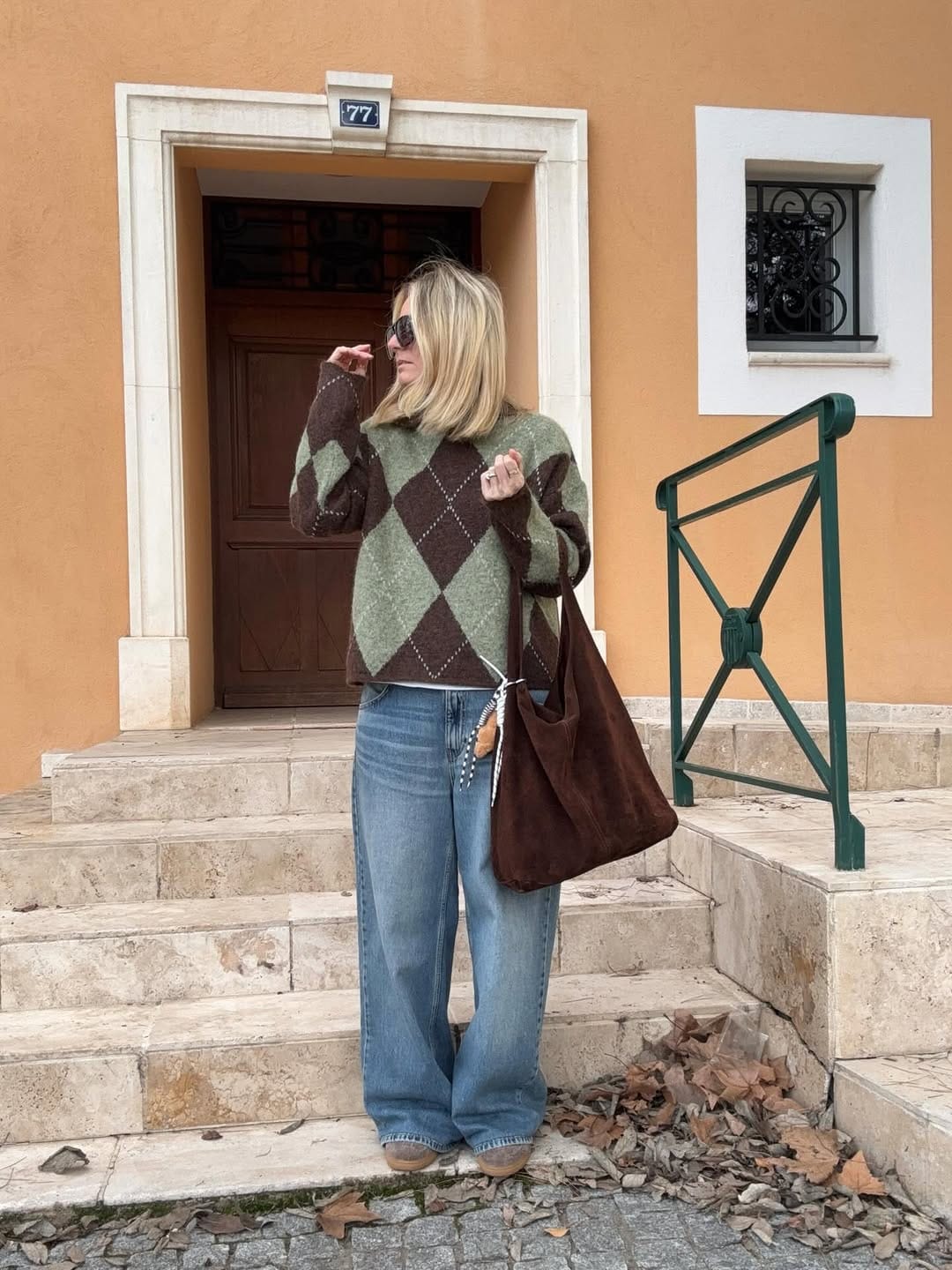 Post 1 by 𝗠𝗮𝗿𝗶𝗻𝗮🌞 on Instagram (carousel)