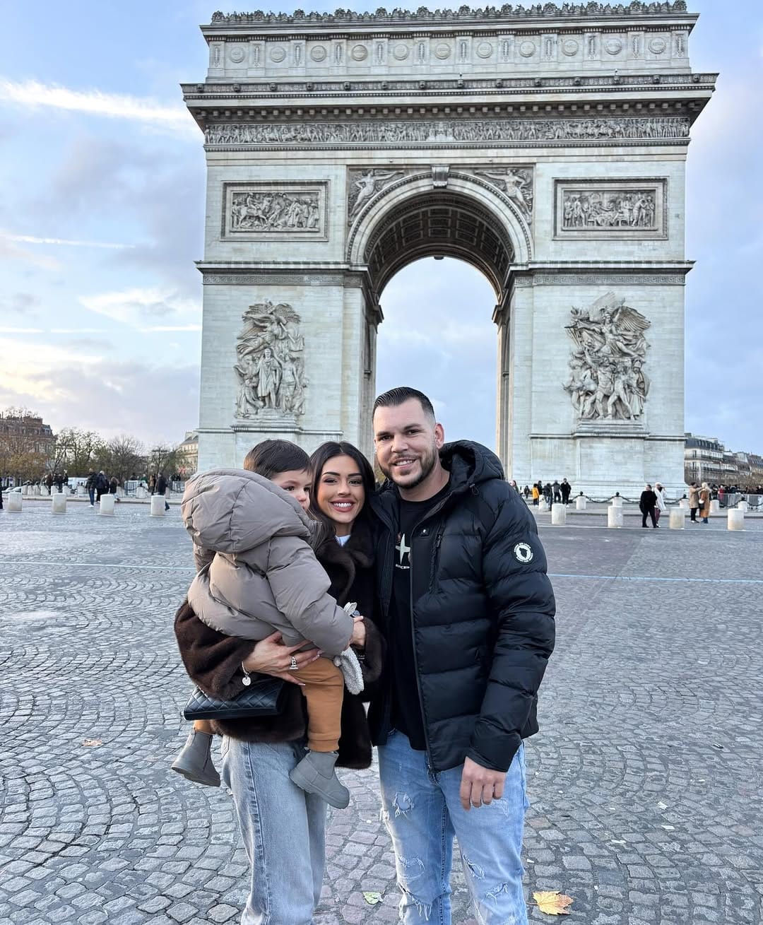 Post 8 by BRENDA JULIA RUIZ on Instagram (carousel)