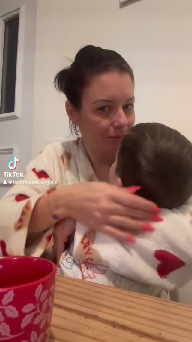 Post 8 by Lacomtesse.virginie on Instagram (video)