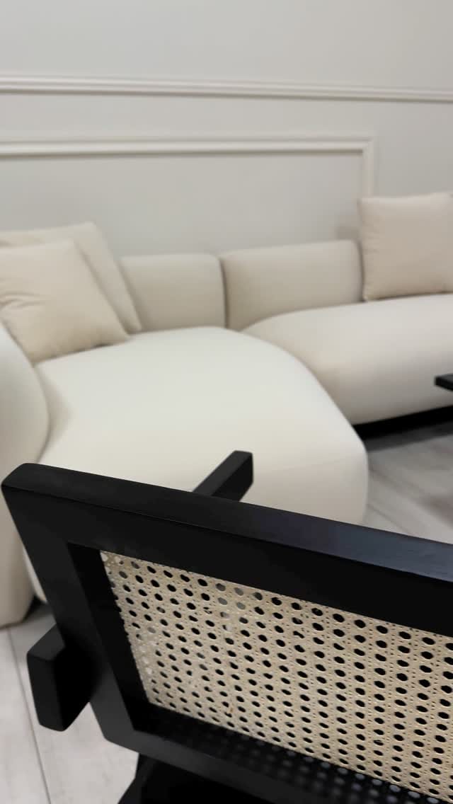 Post 4 by Neodeco Home on Instagram (video)