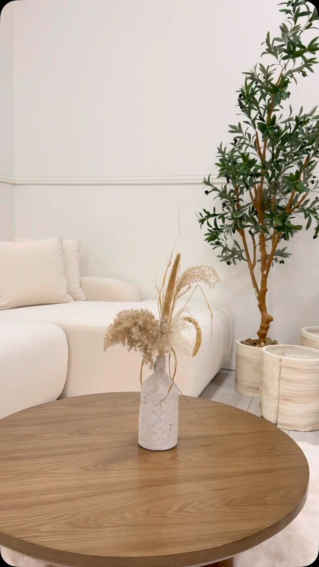 Post 3 by Neodeco Home on Instagram (video)