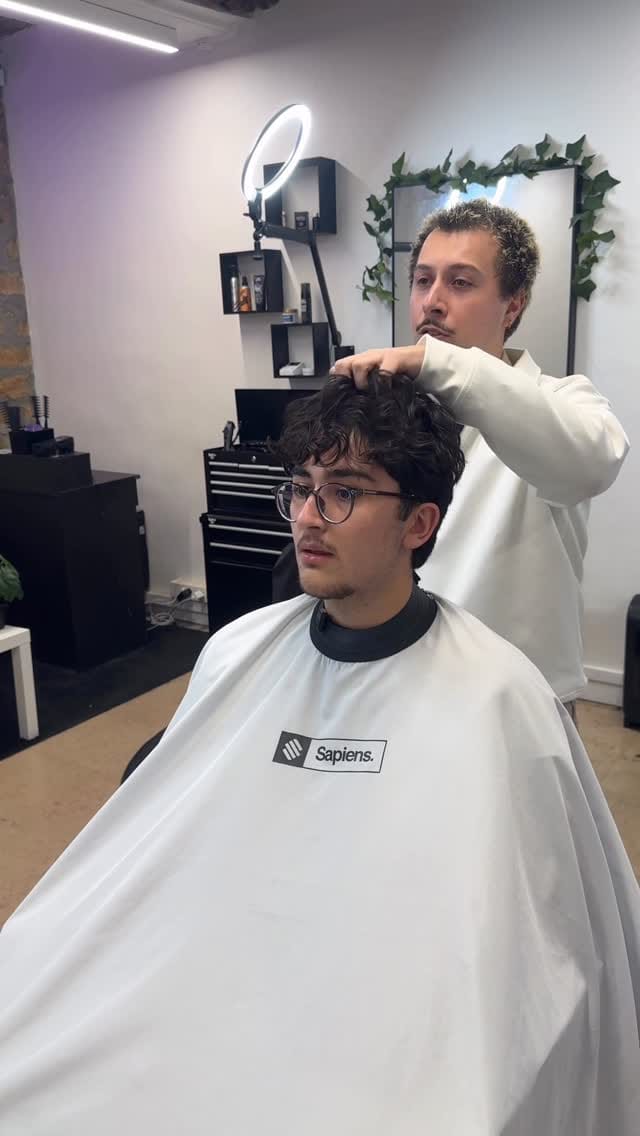 Post 2 by Sapiens | Soins naturels et bio pour hommes on Instagram (video)