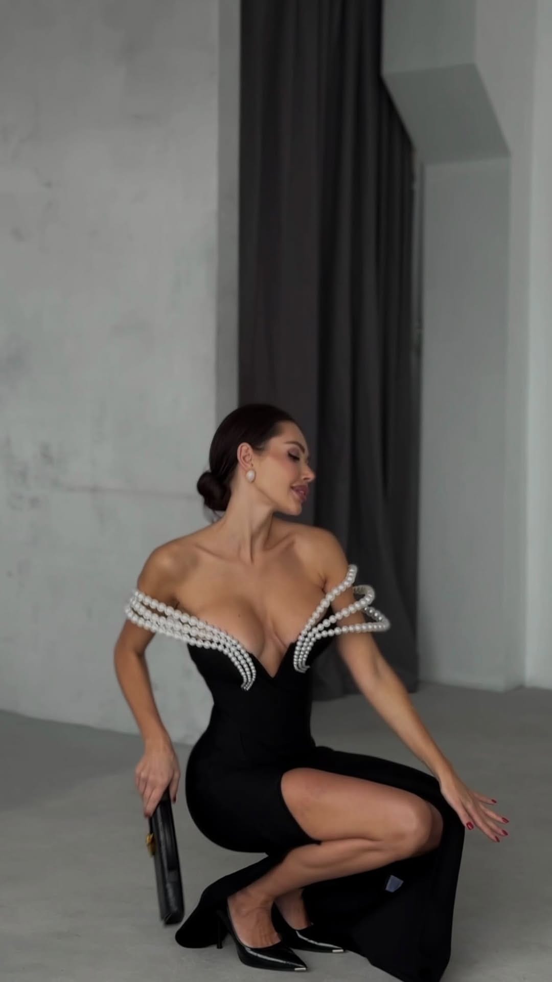 Post 2 by Модель | UGC | Съёмки для брендов on Instagram (video)