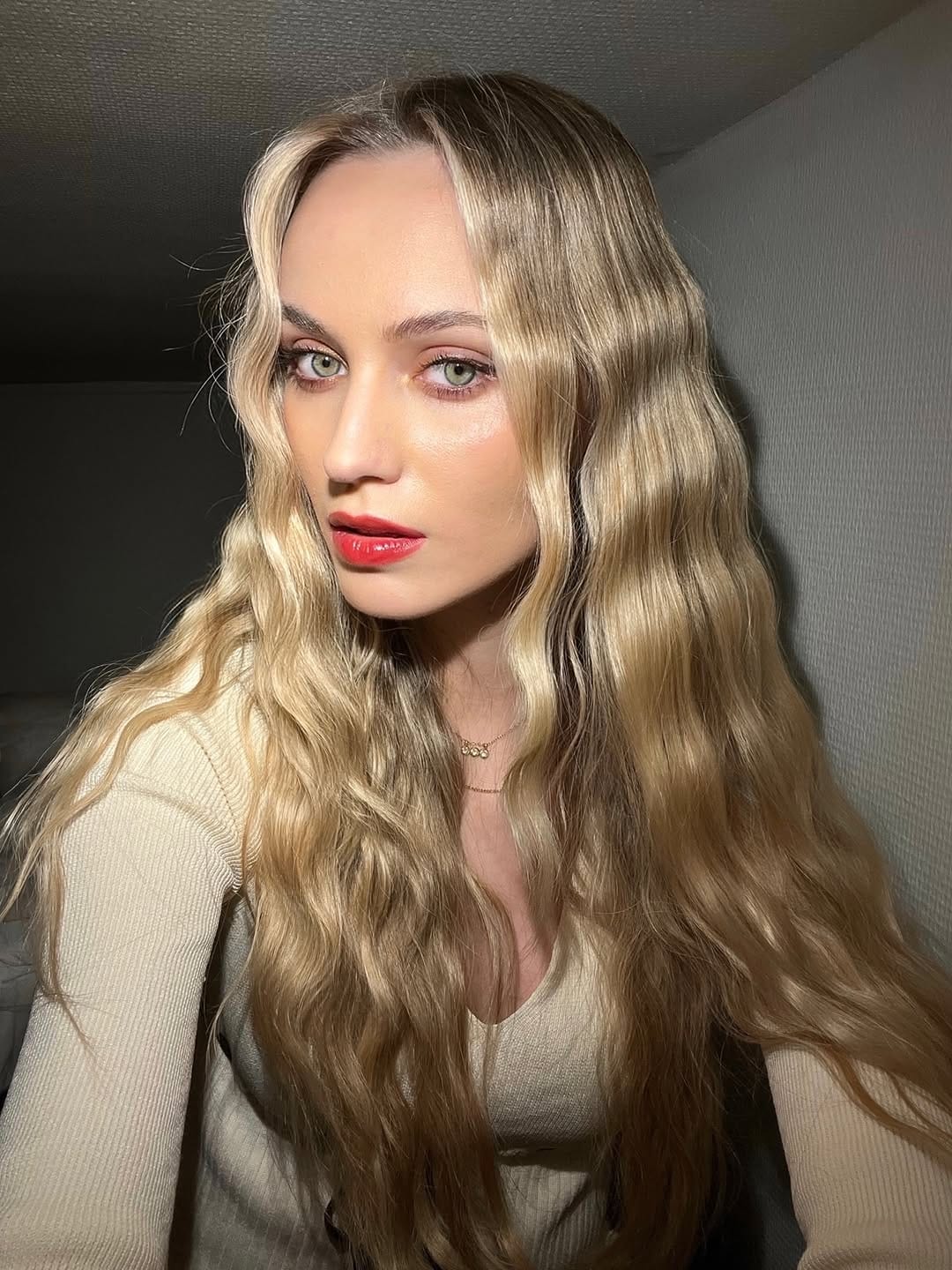 Post 7 by Maëla André on Instagram (carousel)
