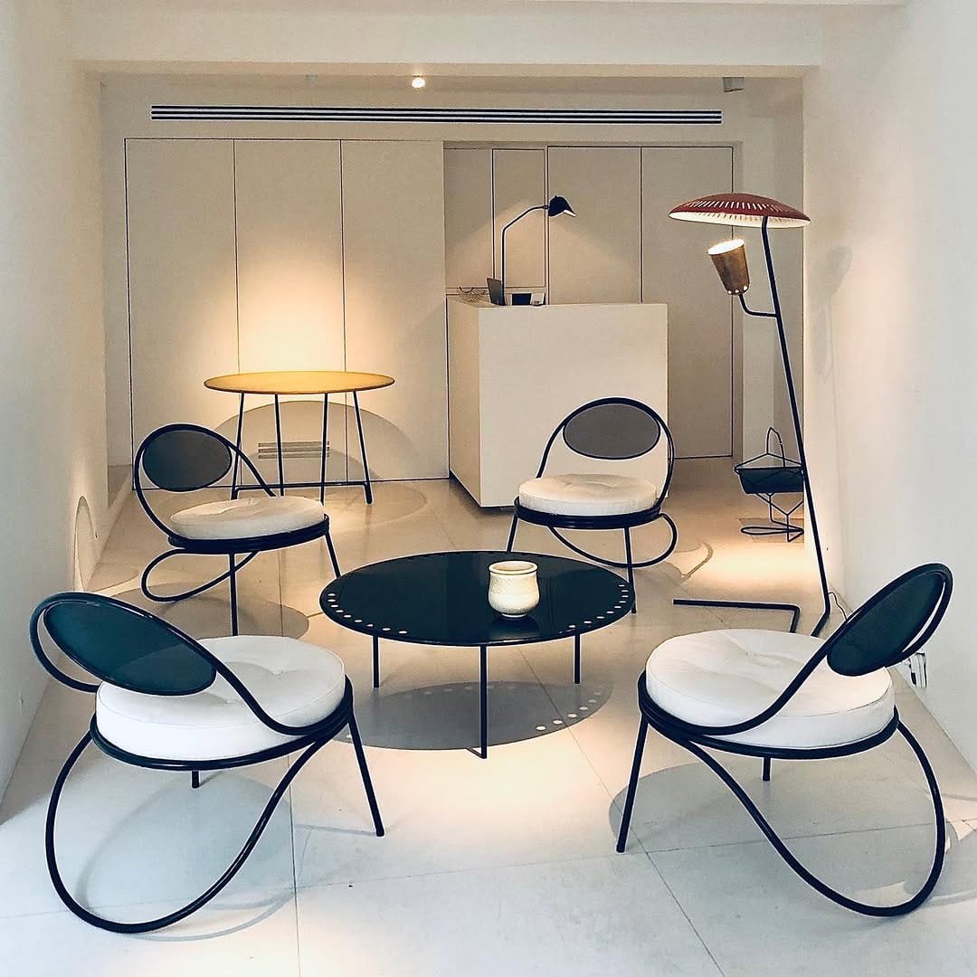 Post 4 by Galerie Matthieu Richard on Instagram (carousel)