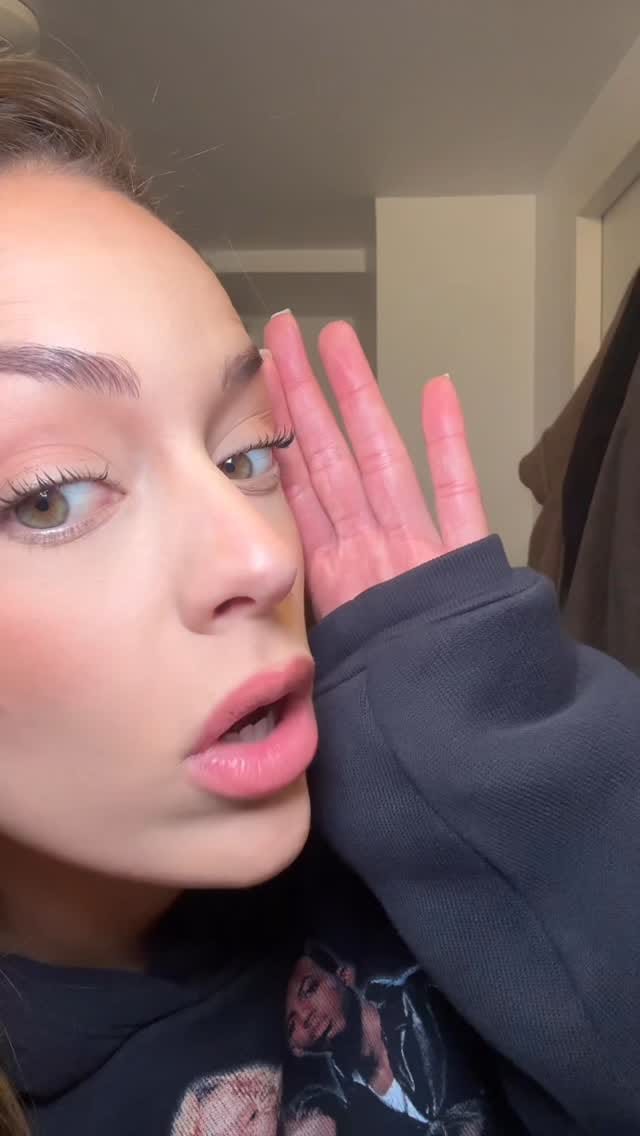 Post 9 by 👻 Iness-bellah on Instagram (video)