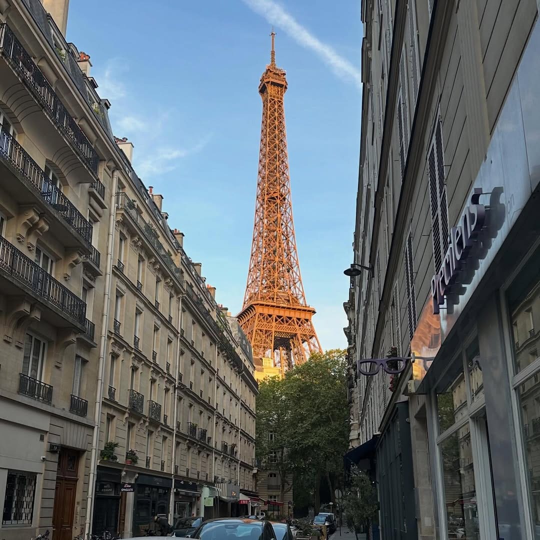 Post 7 by @tekainparis on Instagram (carousel)