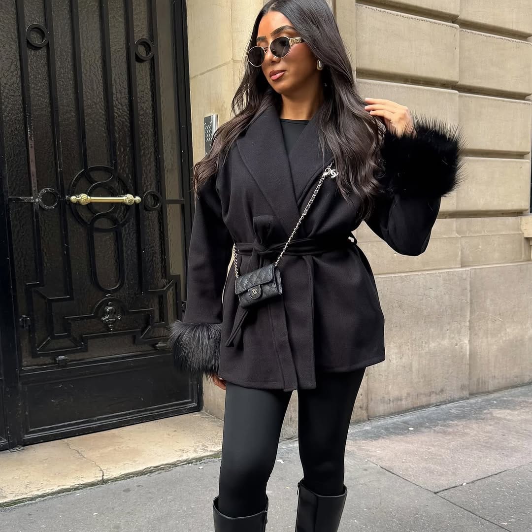 Post 6 by ⚜️Maya la modeuse⚜️ on Instagram (carousel)