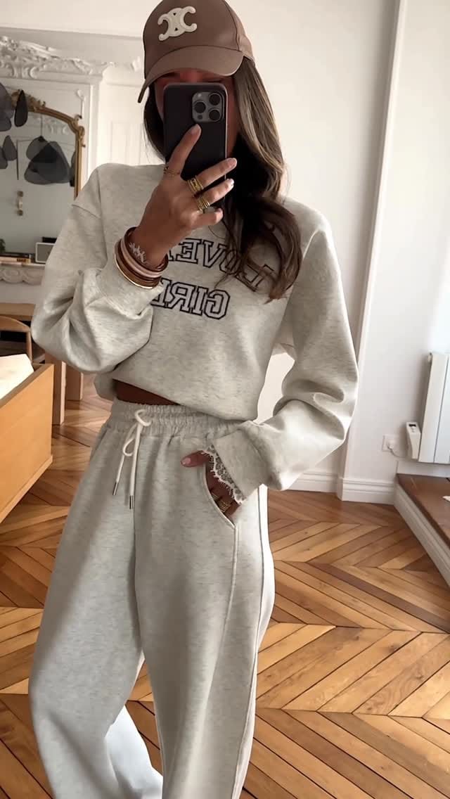 Post 2 by Intemporel Shop on Instagram (video)