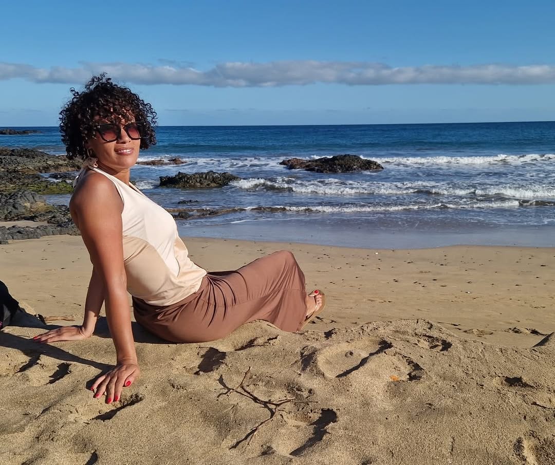 Post 5 by Elsy Barreto - Massage on Instagram (carousel)