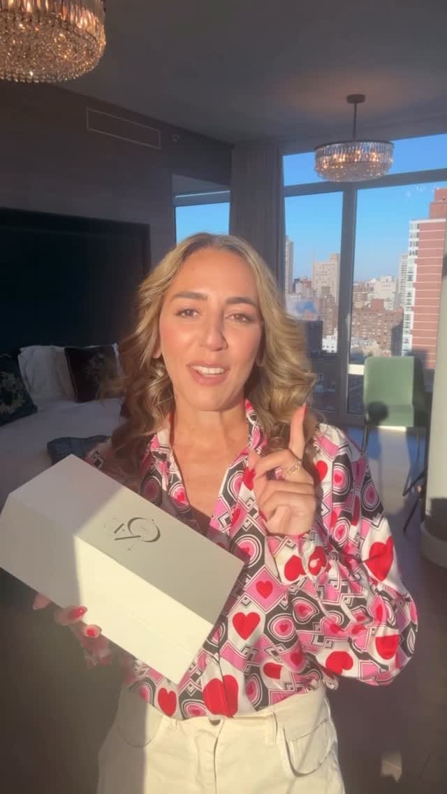 Post 1 by @charlotte_loveshopping on Instagram (video)