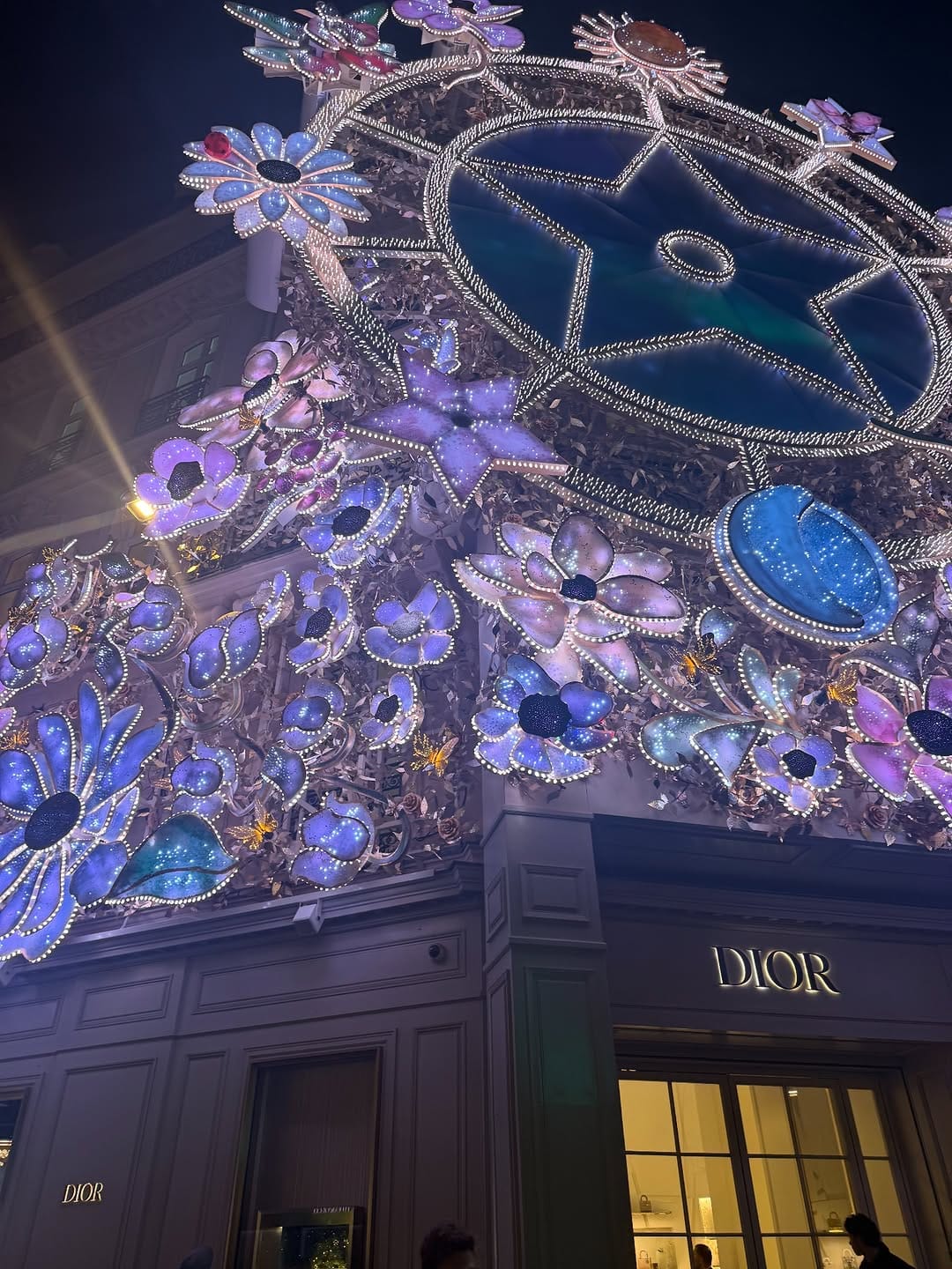 Post 4 by @charlotte_loveshopping on Instagram (image)