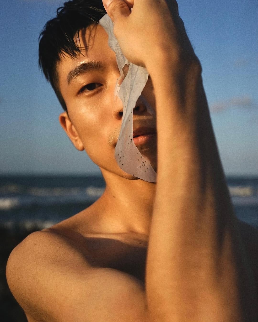 Post 9 by 王二 ER WANG on Instagram (carousel)