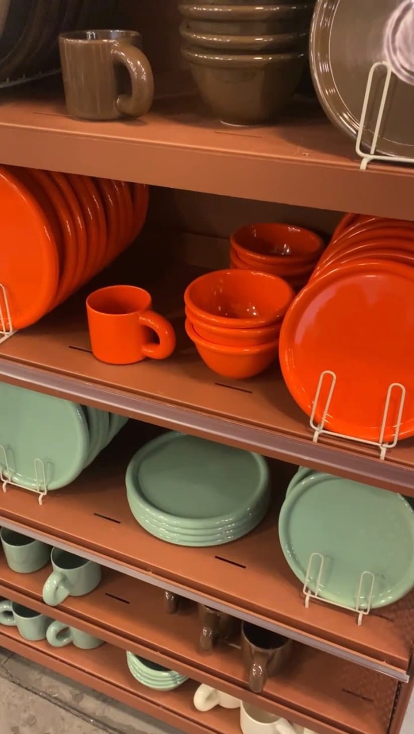 Post 3 by Garance 🌷 Colorful Interior 🌞 on Instagram (video)