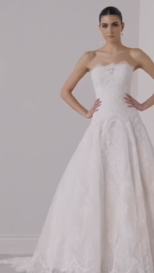Post 3 by METAL FLAQUE on Instagram (video)