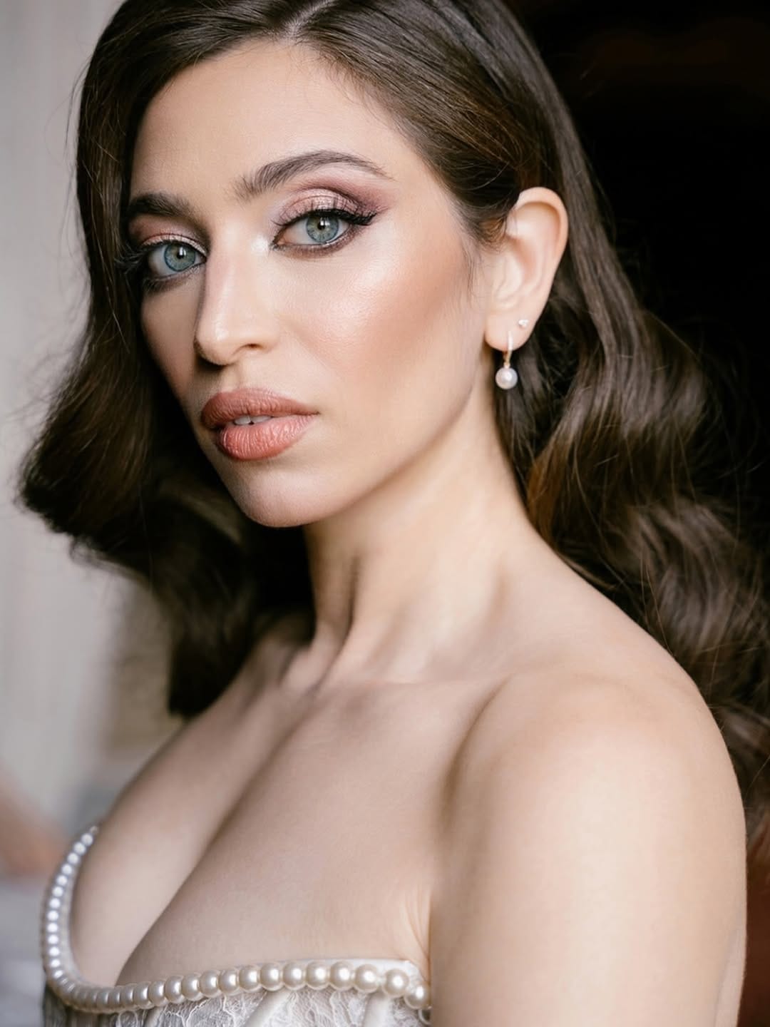 Post 4 by MAKEUP | HAIR | CONTENT | PARIS | CANNES on Instagram (carousel)