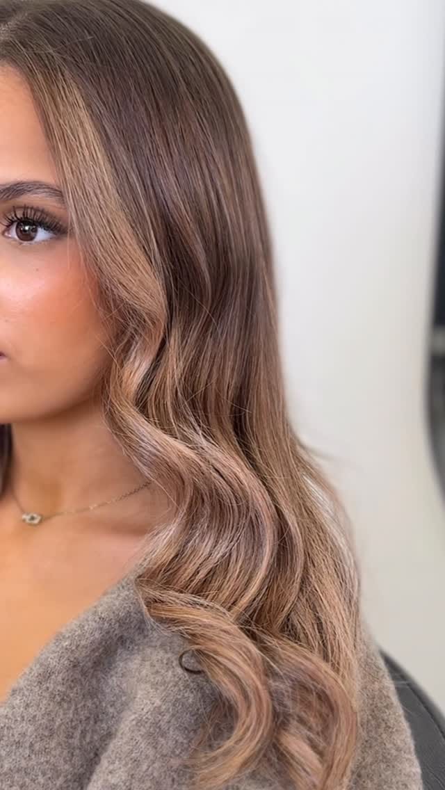 Post 5 by ▪️AMY BEAUTY K 🇫🇷🍉 on Instagram (video)