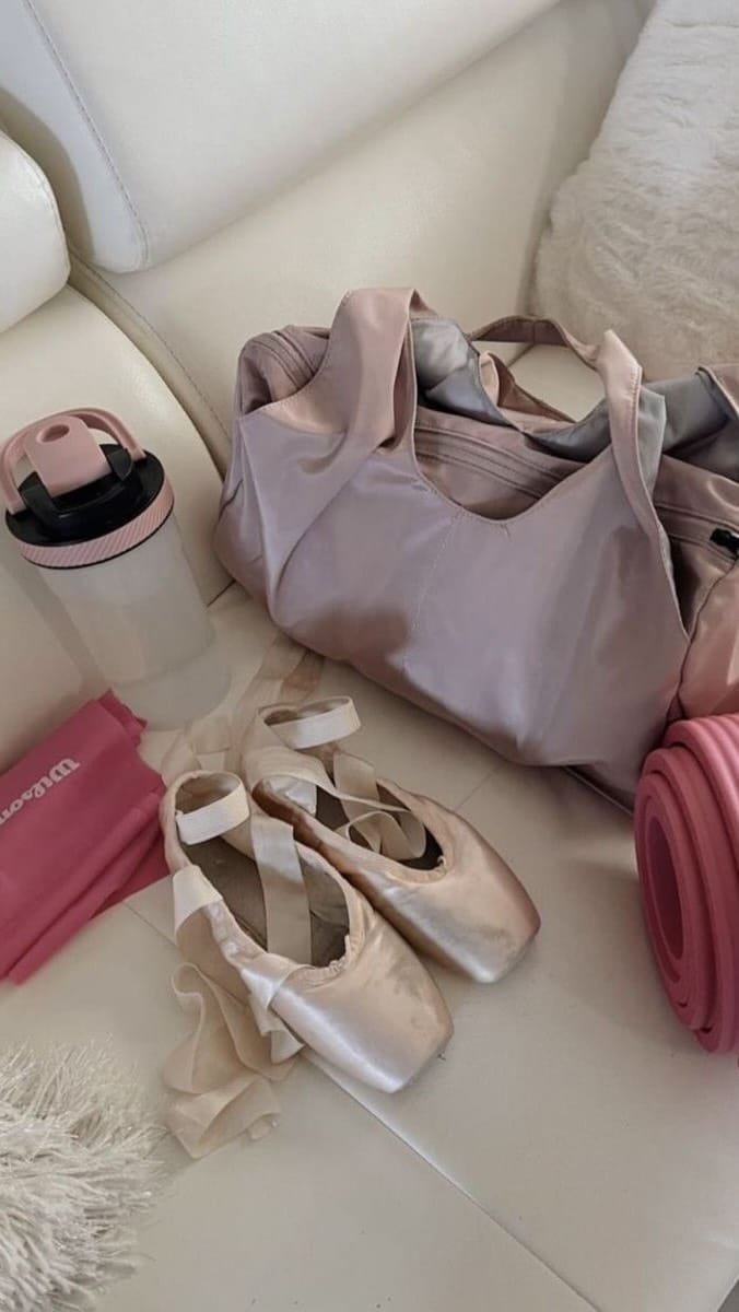 Post 1 by Eduarda Pires on Instagram (video)