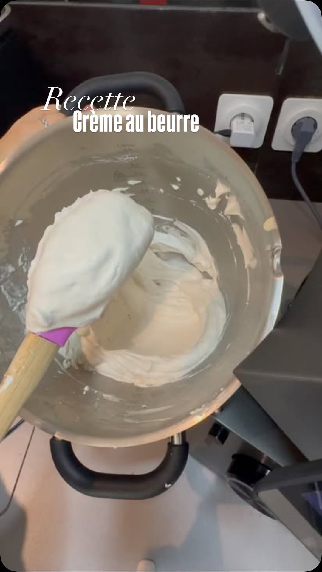 Post 7 by Cécile | Patisseries et recettes on Instagram (video)