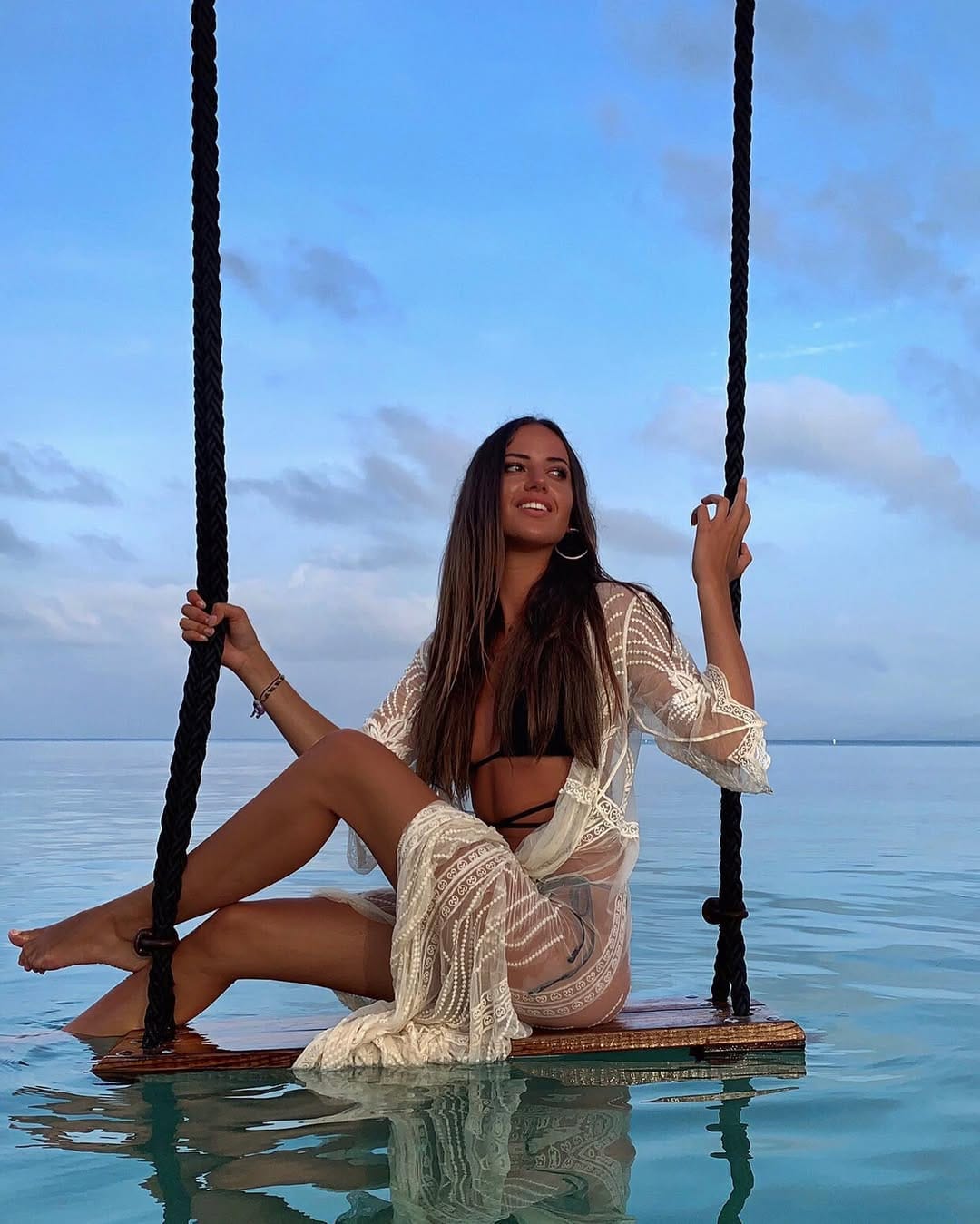 Post 3 by Chloé Prost on Instagram (image)