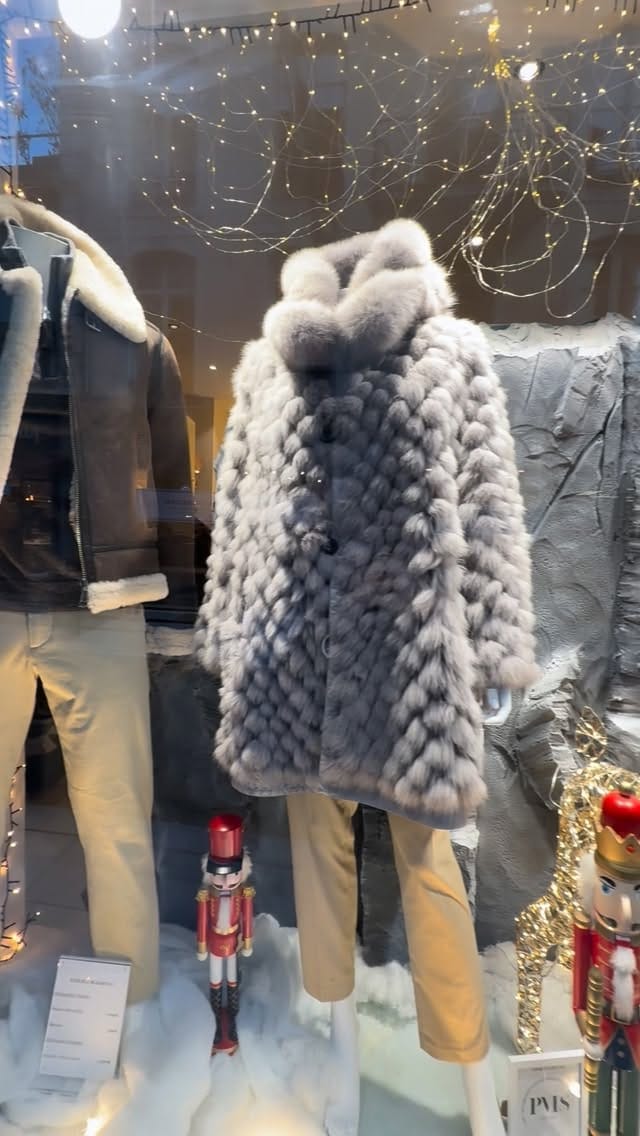 Post 5 by Atelier M.Dartau on Instagram (video)