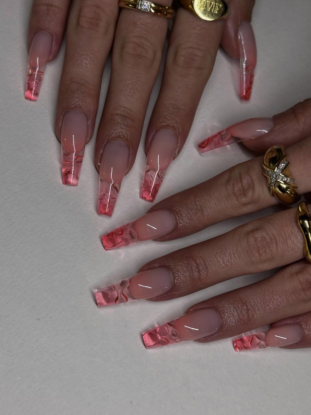Post 3 by Nawel 🌸 Nail artist•formatrice 🧸 paris on Instagram (carousel)
