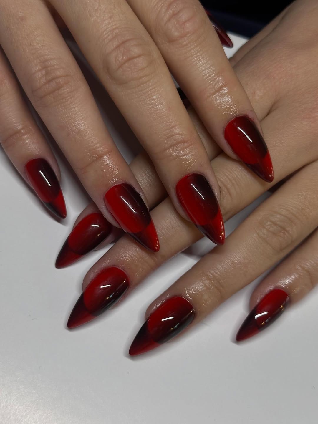 Post 8 by Nawel 🌸 Nail artist•formatrice 🧸 paris on Instagram (carousel)