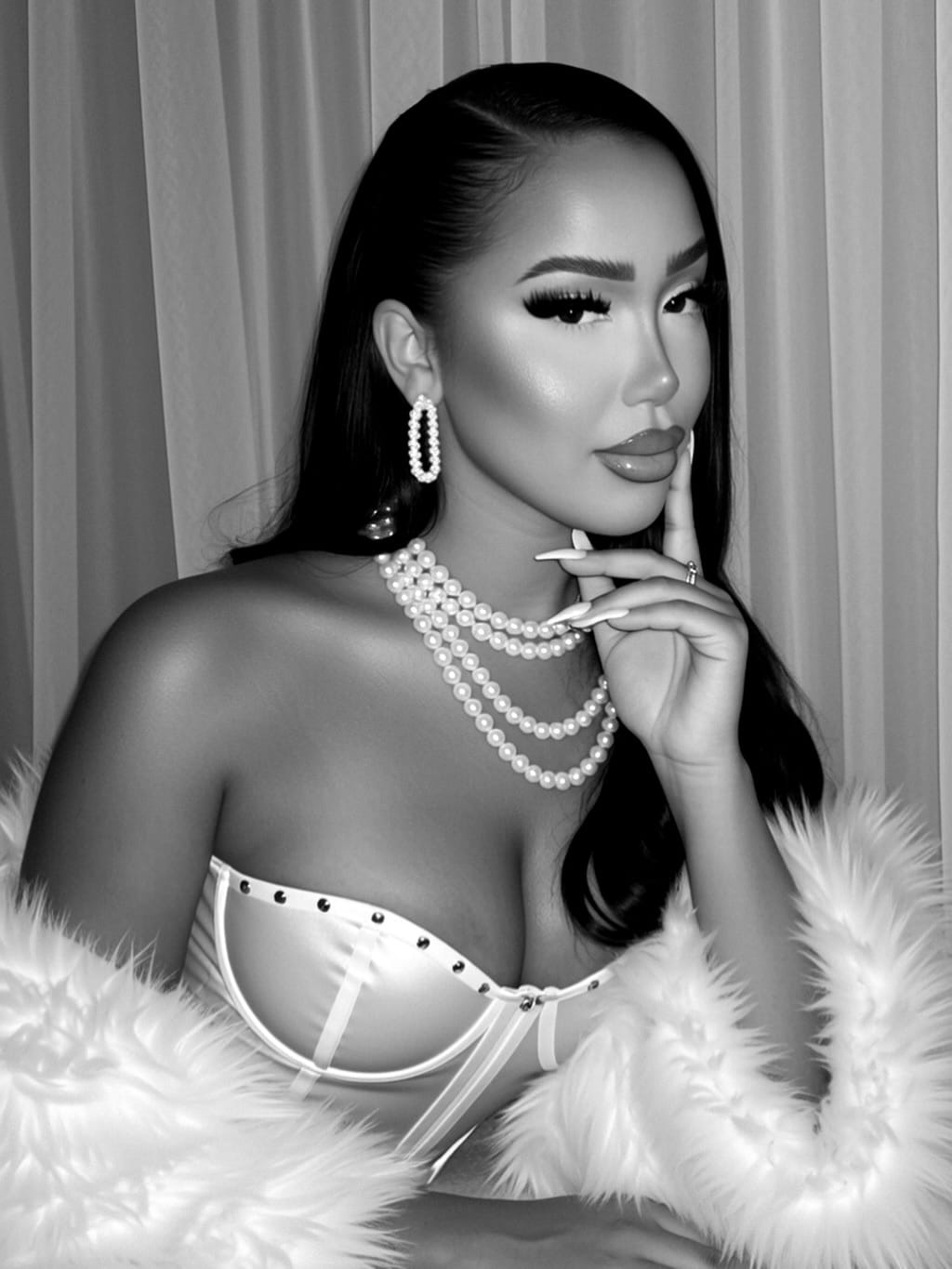 Post 3 by 𝐒𝐓𝐀𝐀𝐑 ✨ on Instagram (image)