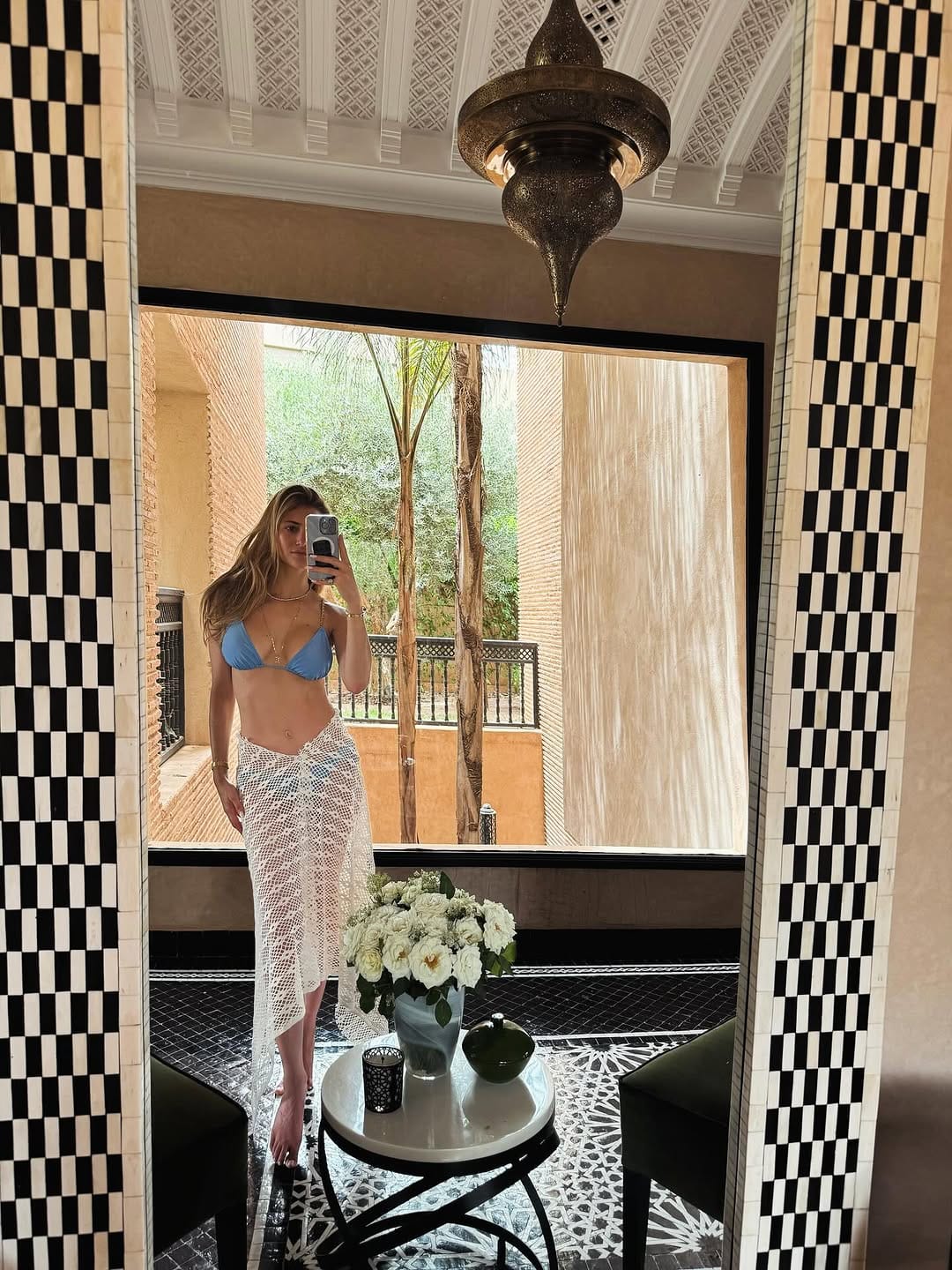 Post 8 by Alexandra Benitah on Instagram (carousel)