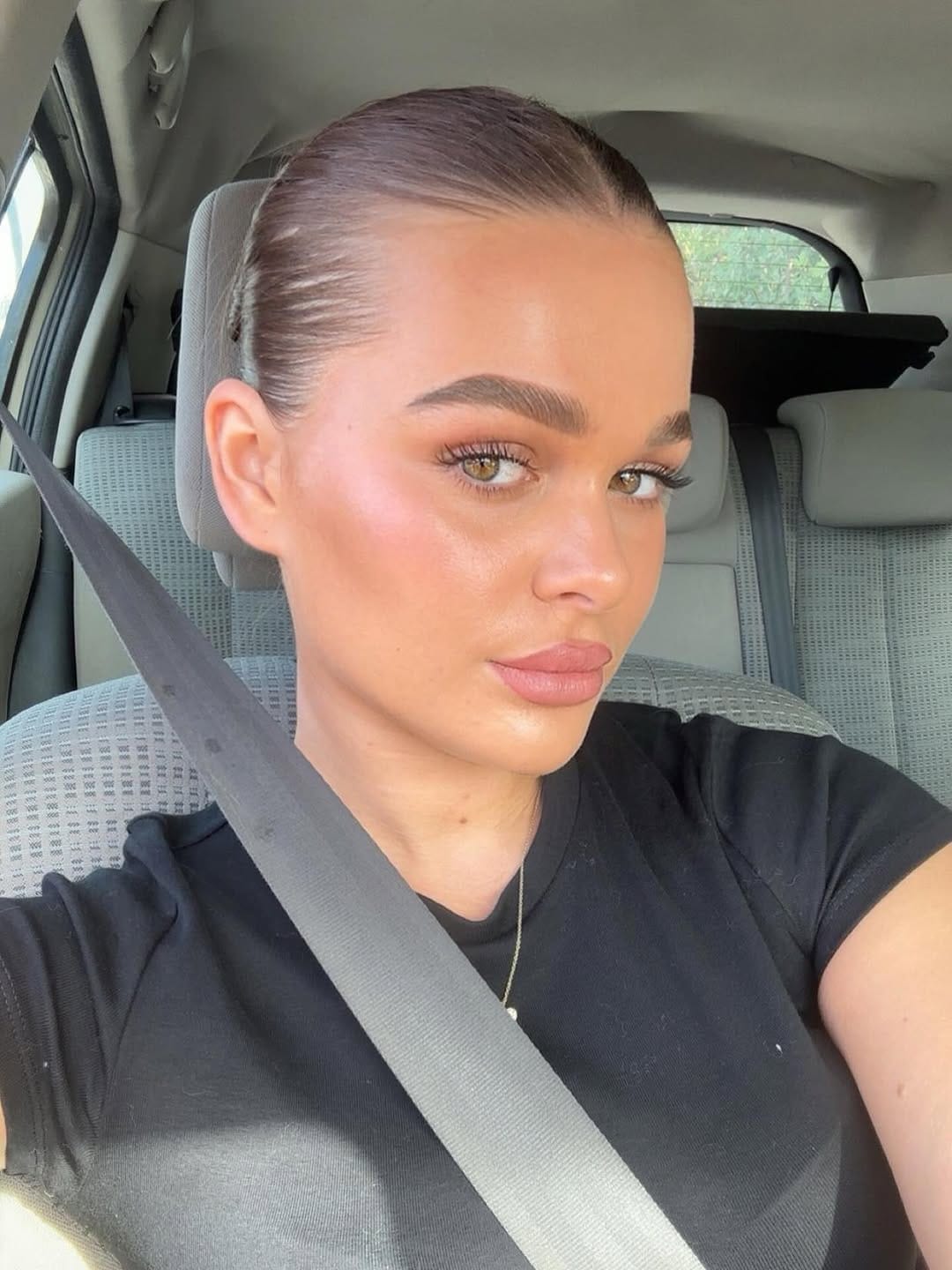 Post 8 by 𝙼𝚊𝚗𝚘𝚗 𝙳𝚎 𝙼𝚎𝚢𝚎𝚛𝚎 on Instagram (image)