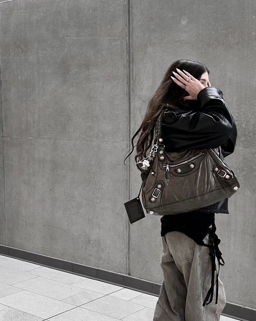 Post 2 by Louise ʚ♡ɞ on Instagram (carousel)
