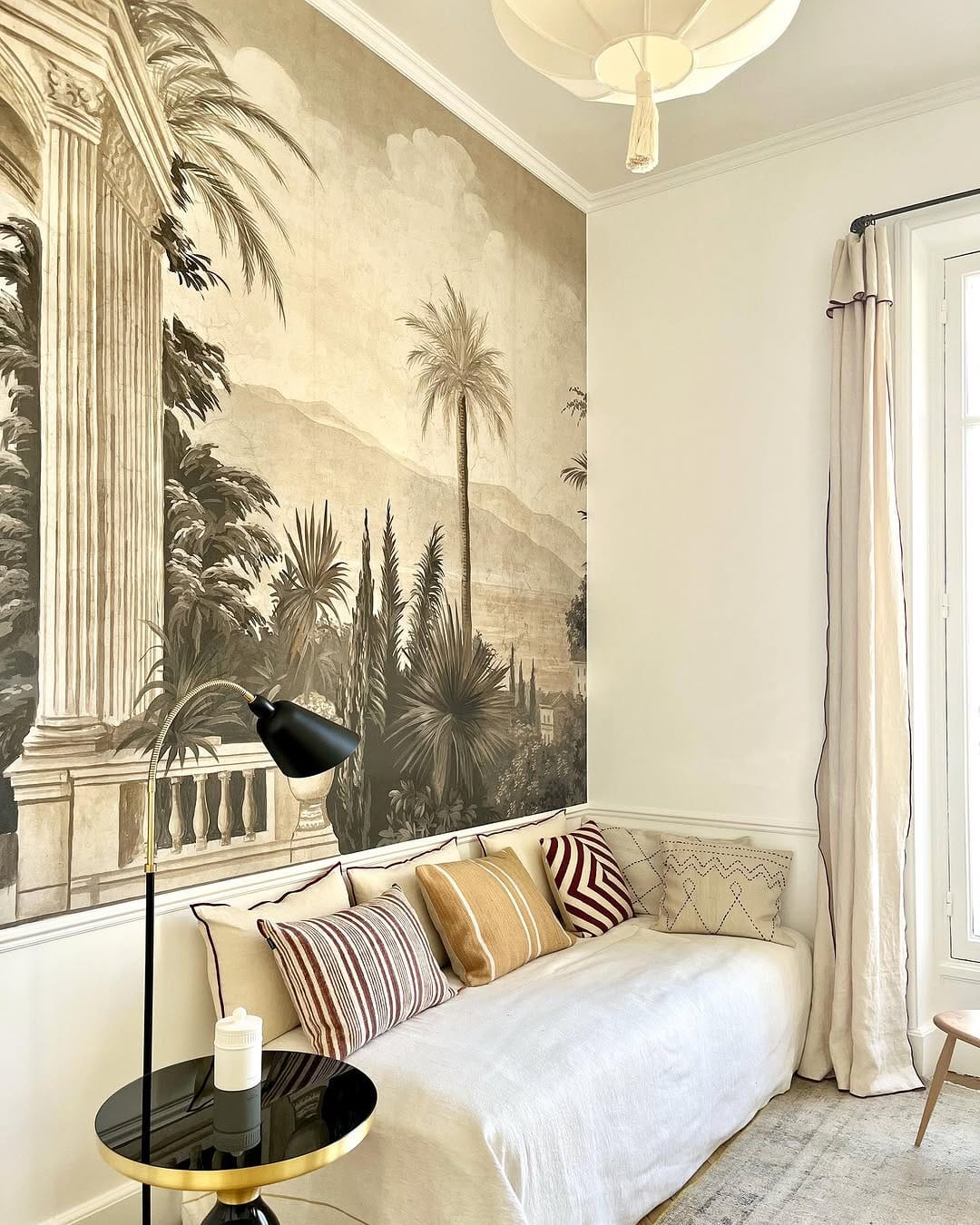 Post 7 by Sophie de L’Epine INTERIORS on Instagram (carousel)