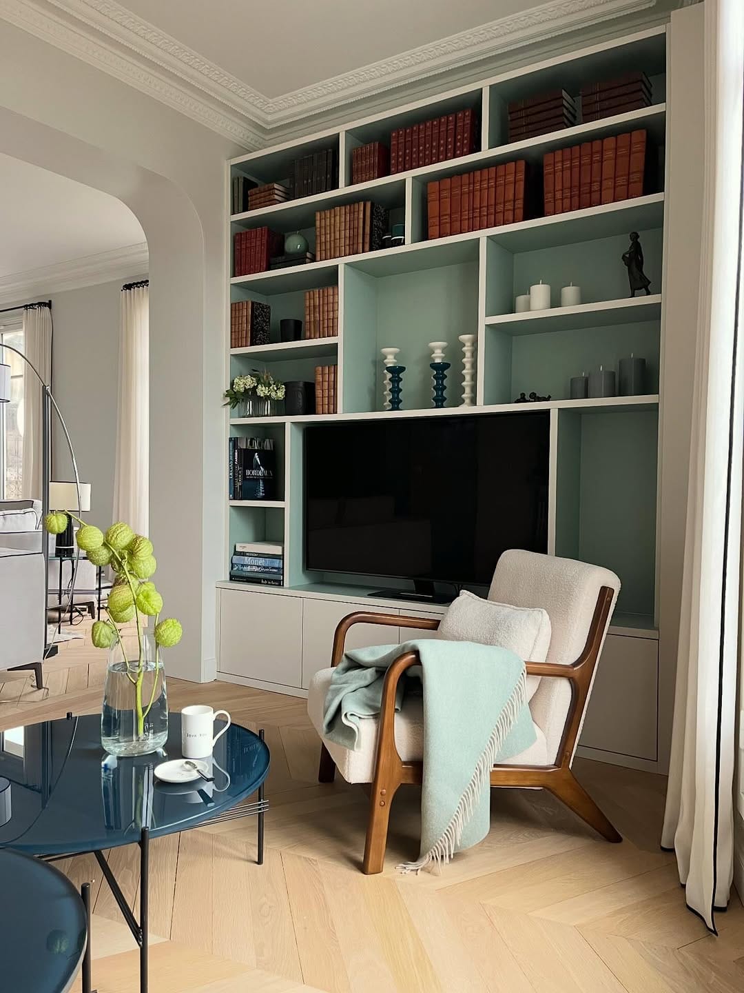Post 2 by Sophie de L’Epine INTERIORS on Instagram (carousel)