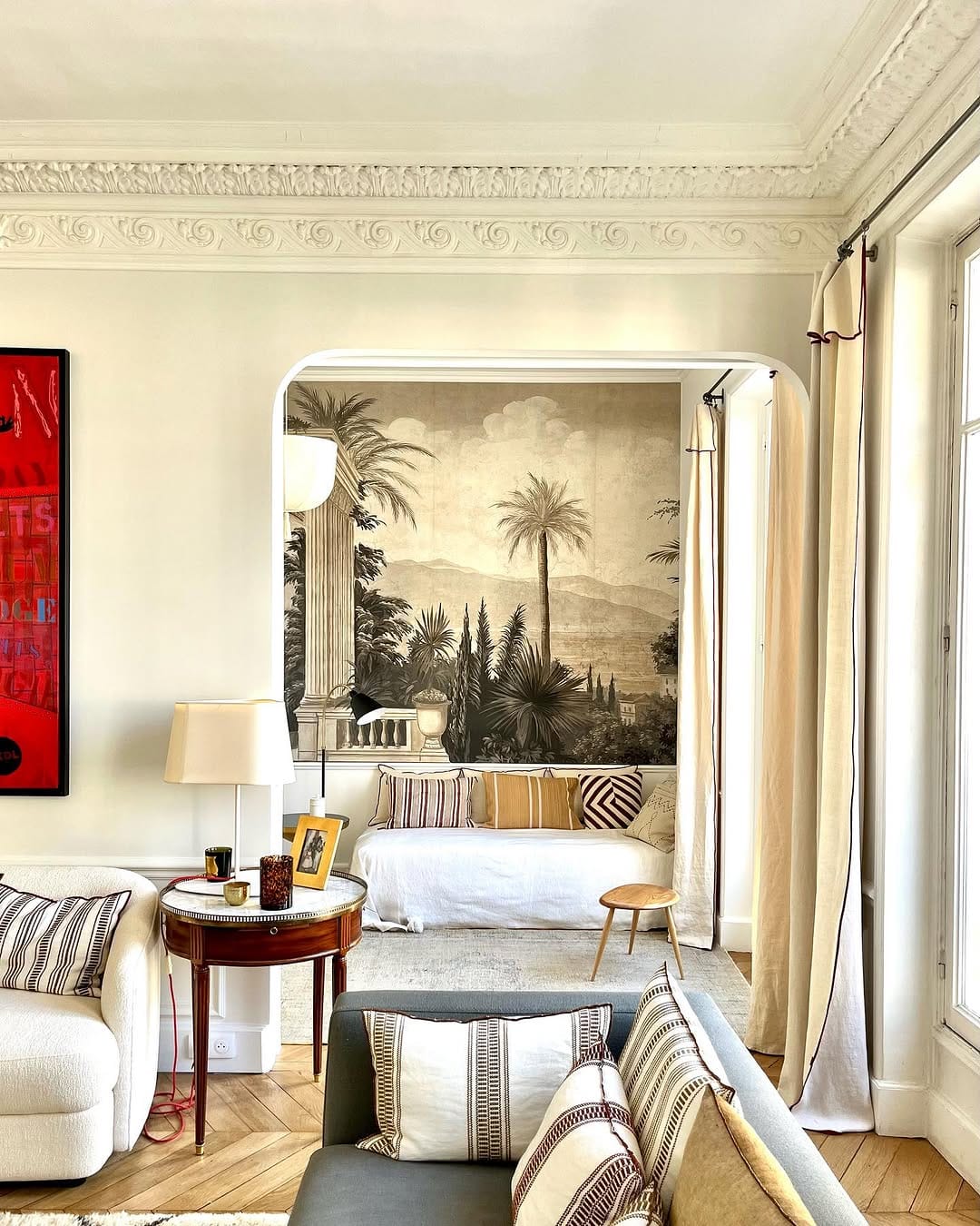 Post 10 by Sophie de L’Epine INTERIORS on Instagram (carousel)