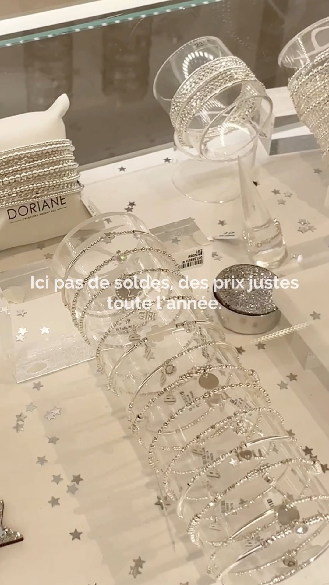 Post 7 by DORIANE BIJOUX on Instagram (video)