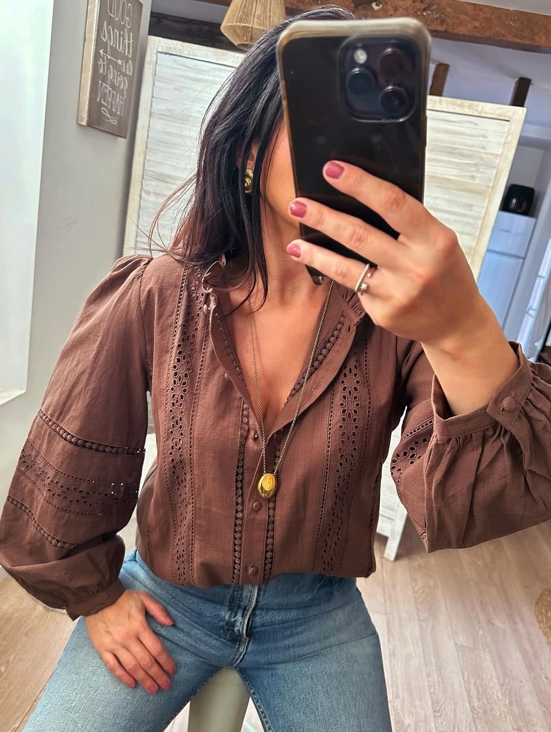 Post 4 by L U C I L L A • Boutique en ligne on Instagram (carousel)